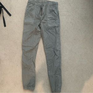American eagle joggers